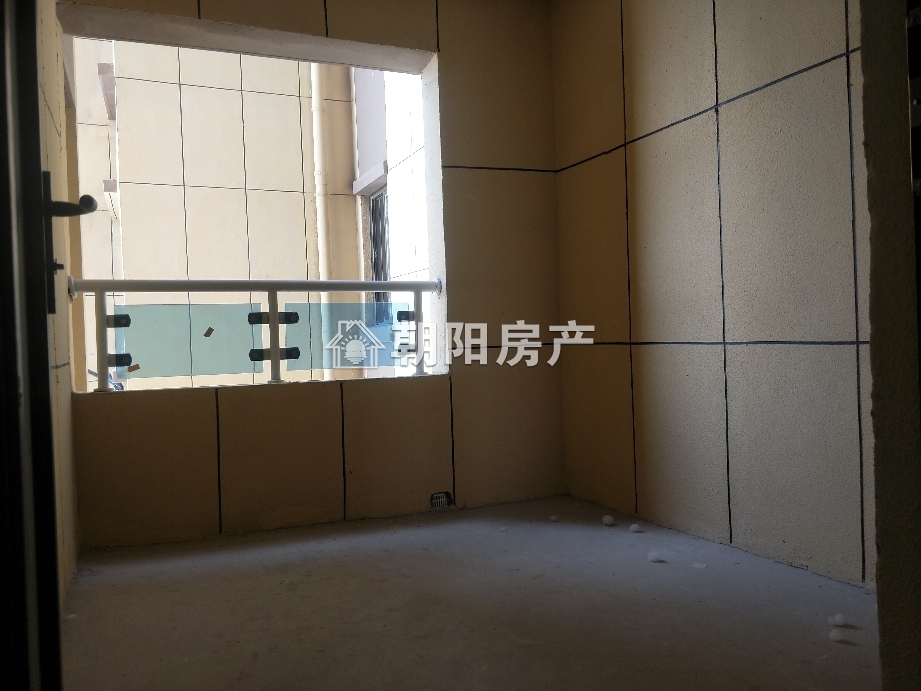 状元学府 88平 南向三室二厅 免税毛坯高楼层