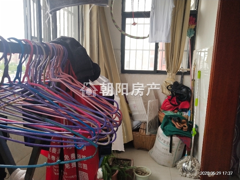 锦绣广场 109平 南向三室两厅 满五唯一 学区房