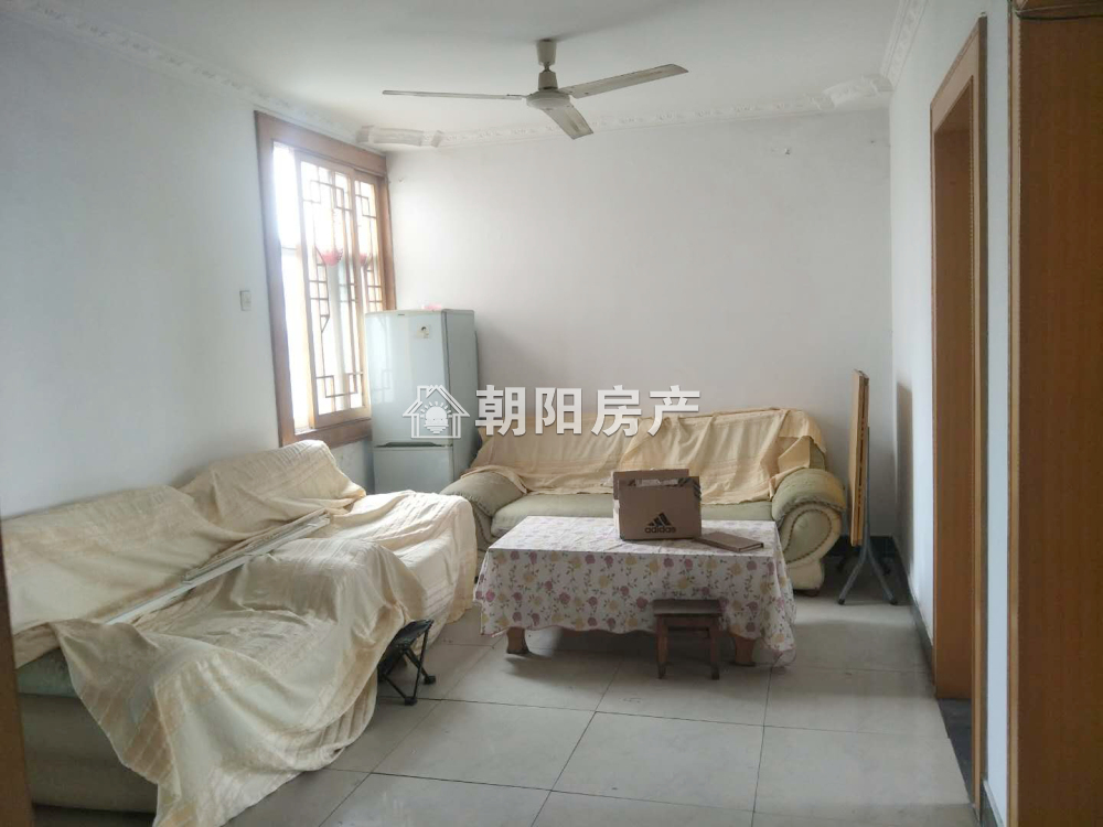 香港街 72平 南向两室 交通便利 配套齐全
