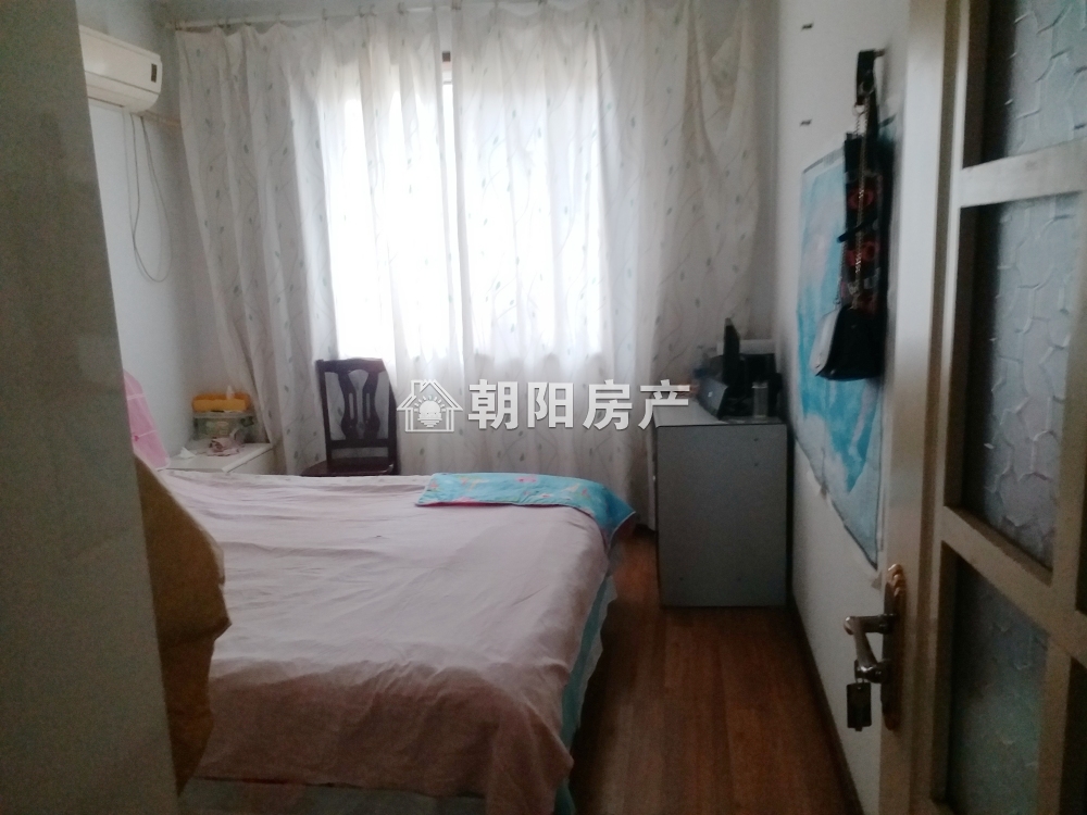 惠利中都二期 140平 朝南三室 满两年 学区房 3571元/平