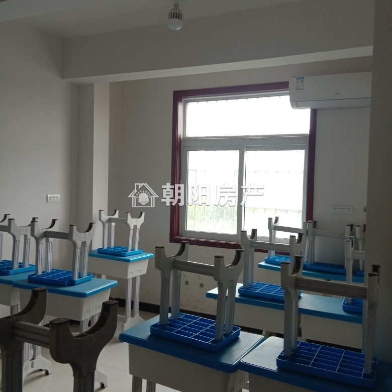 水晶城 130平 朝南三室 5224元/平 学区房交通便利