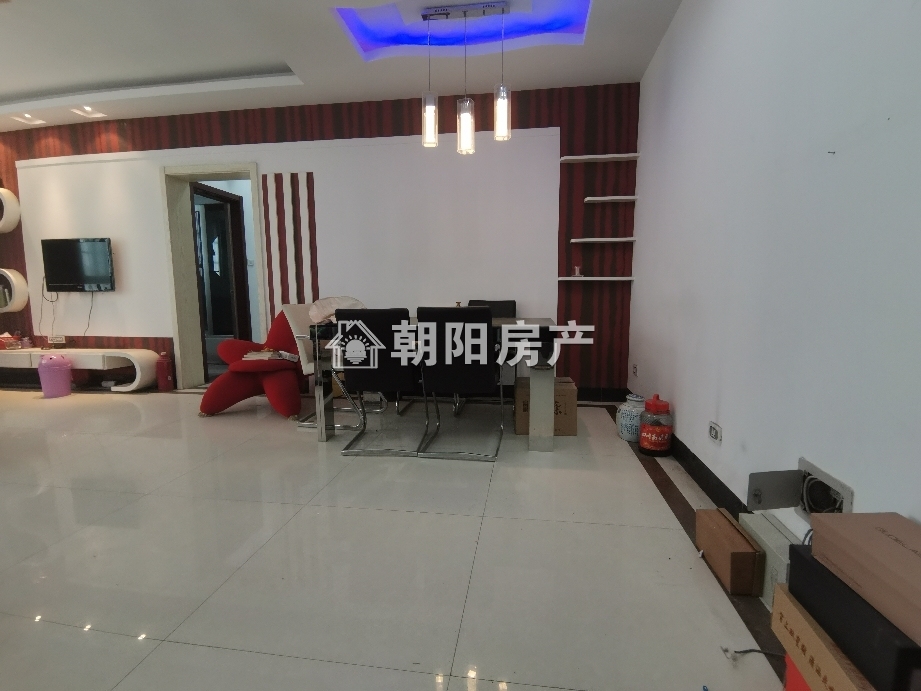 鑫诚花园 107平 南向两居 学区房 精装满两年