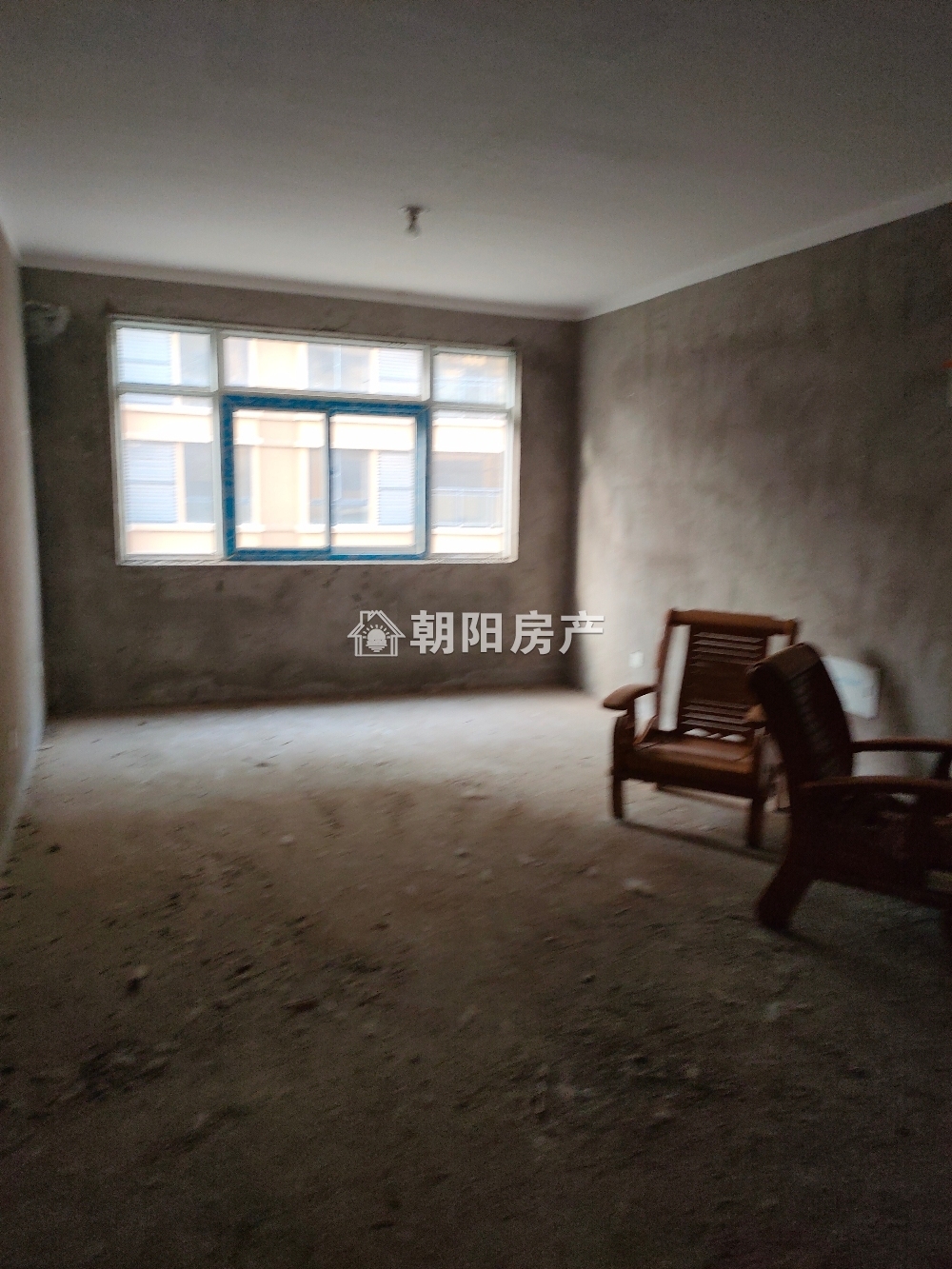 东城国际 100平 南向三室二厅 采光好 配套齐全
