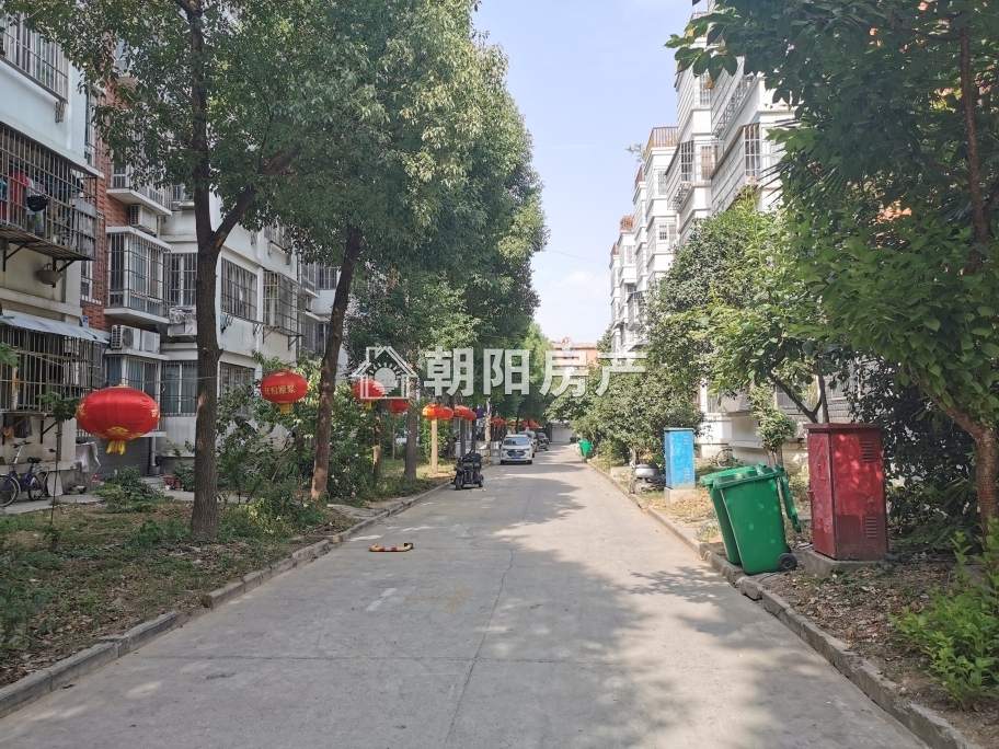 金豪阳光花园 82平 南北通透两室 精装拎包住 交通便利
