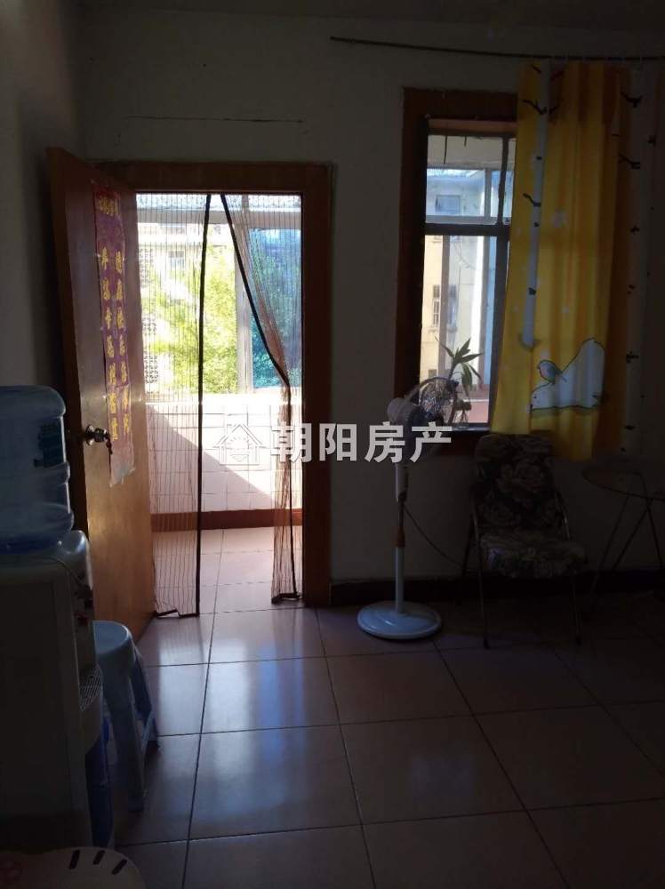 前锋一村 65平 南向三室一卫 交通便利 配套齐全