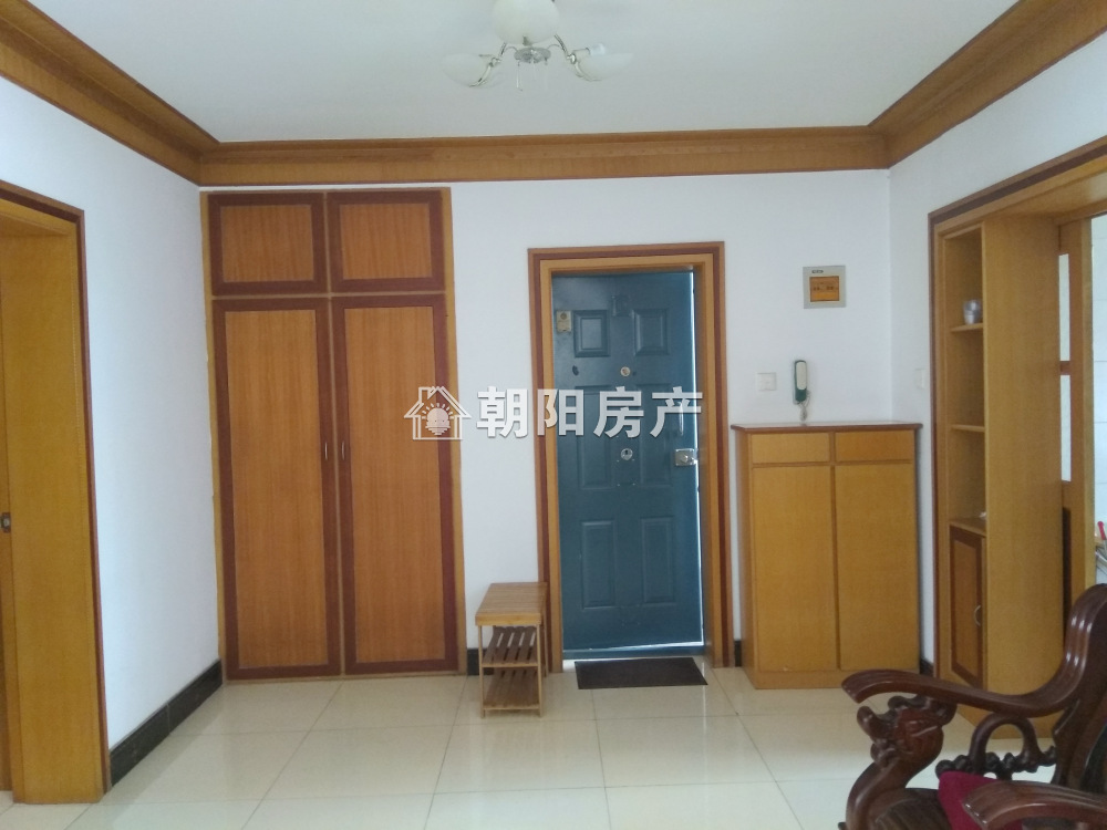 广场小区 84平 南向两室 满两年免税 简装