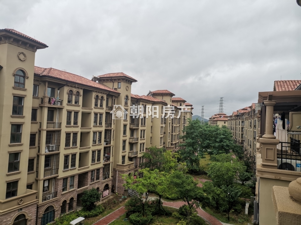 顺发泽润园二期 82平 南向精装三室 满五唯一 学区房