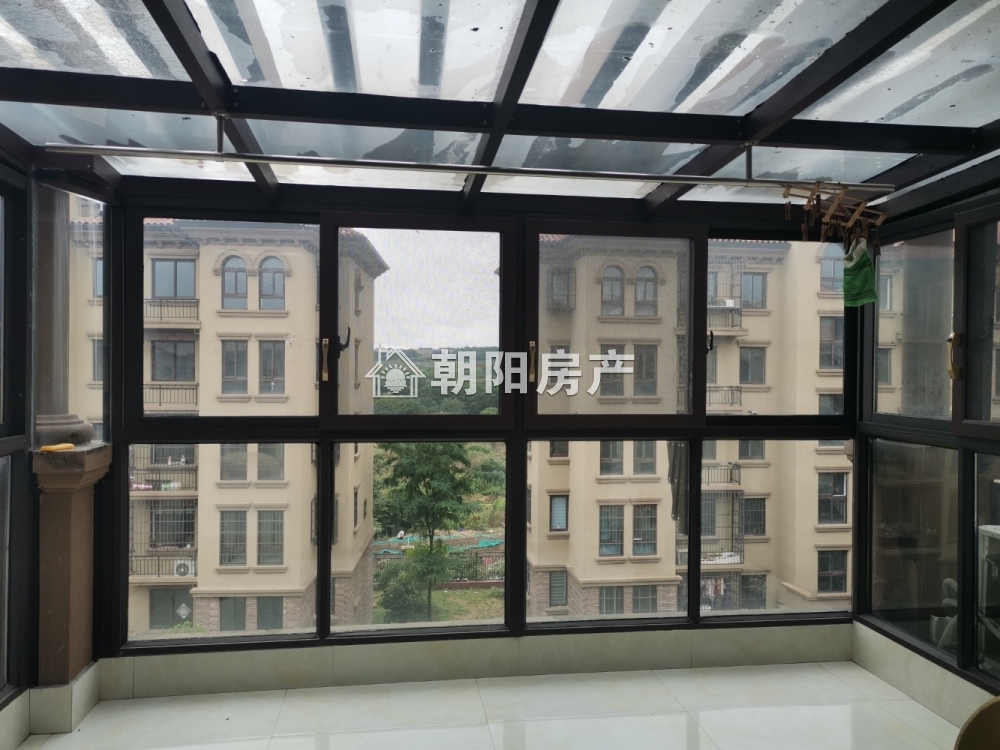 顺发泽润园二期 82平 南向精装三室 满五唯一 学区房