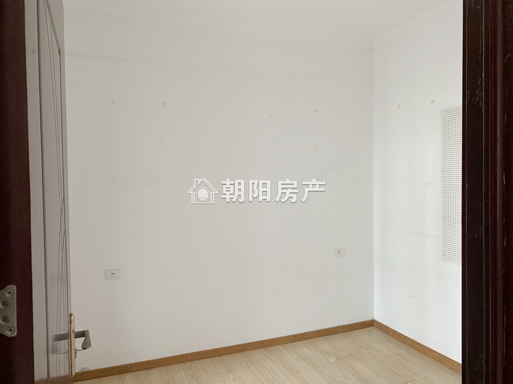 龙湖中心 72平 东南向两室 学区房 交通便利