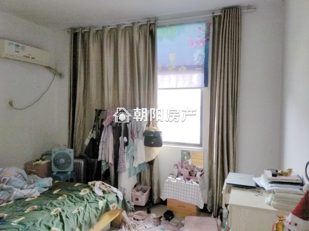 铁三处 75平 南北通透三室 满两年 交通便利配套齐全
