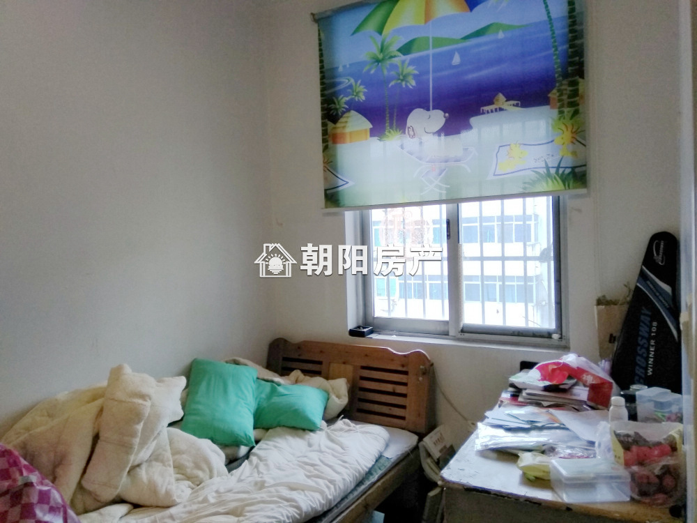 铁三处 75平 南北通透三室 满两年 交通便利配套齐全