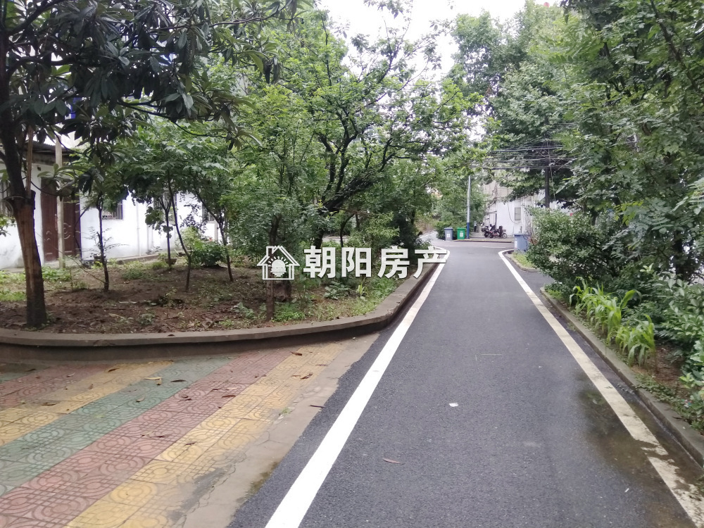 铁三处 75平 南北通透三室 满两年 交通便利配套齐全