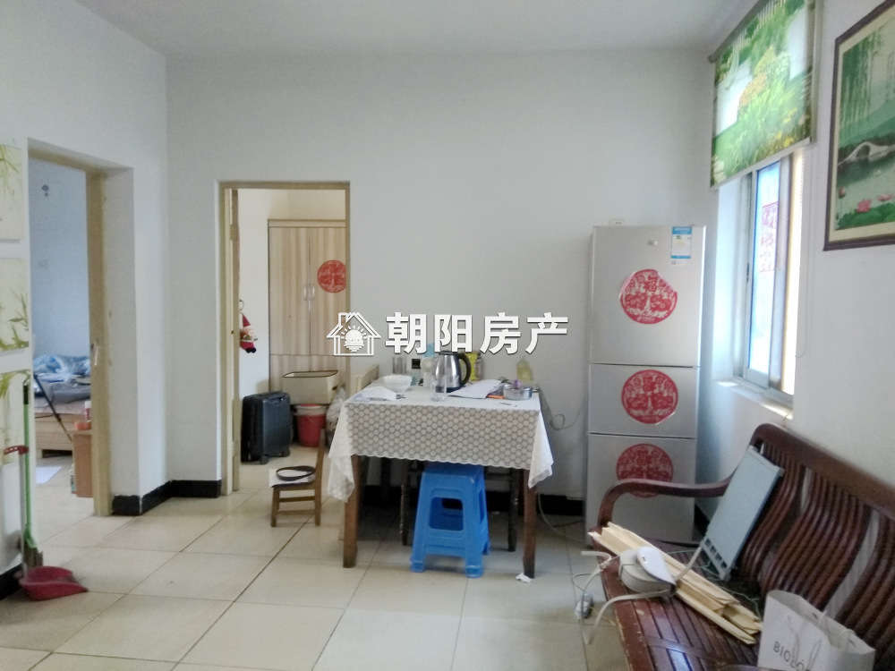 铁三处 75平 南北通透三室 满两年 交通便利配套齐全