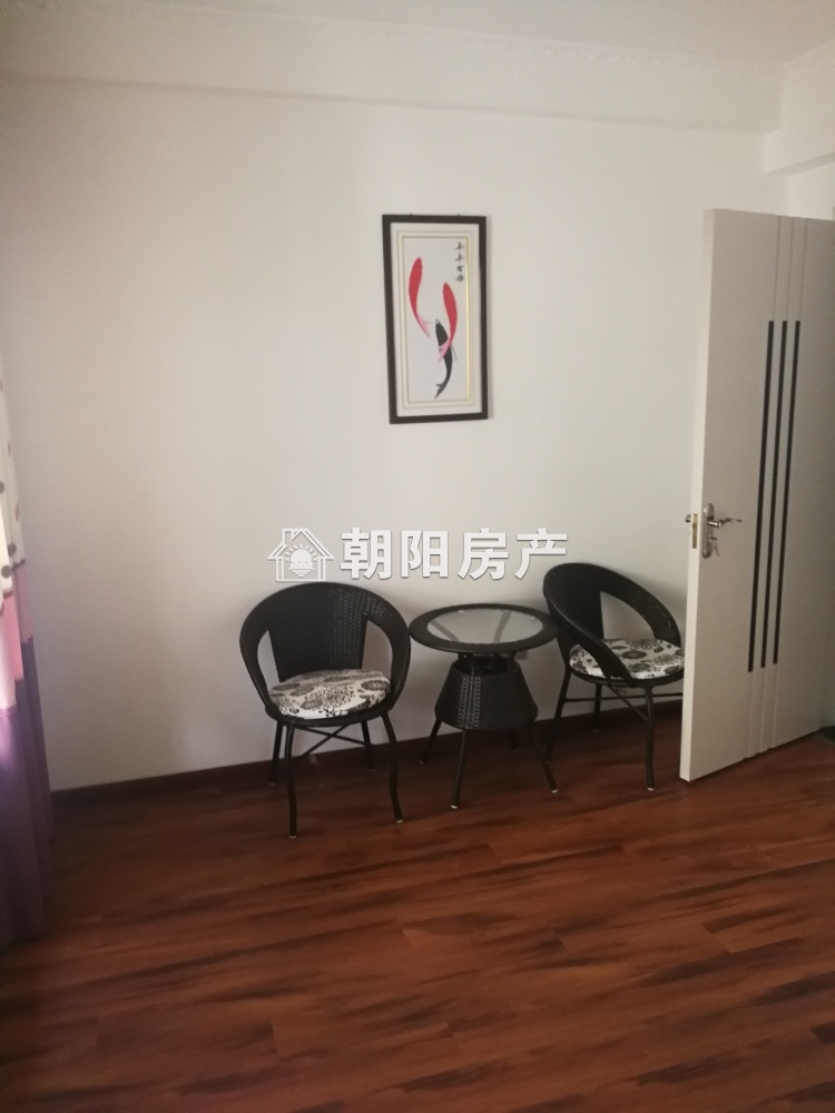顺发泽润园 101平 南向精装三室 满两年 3627元/平