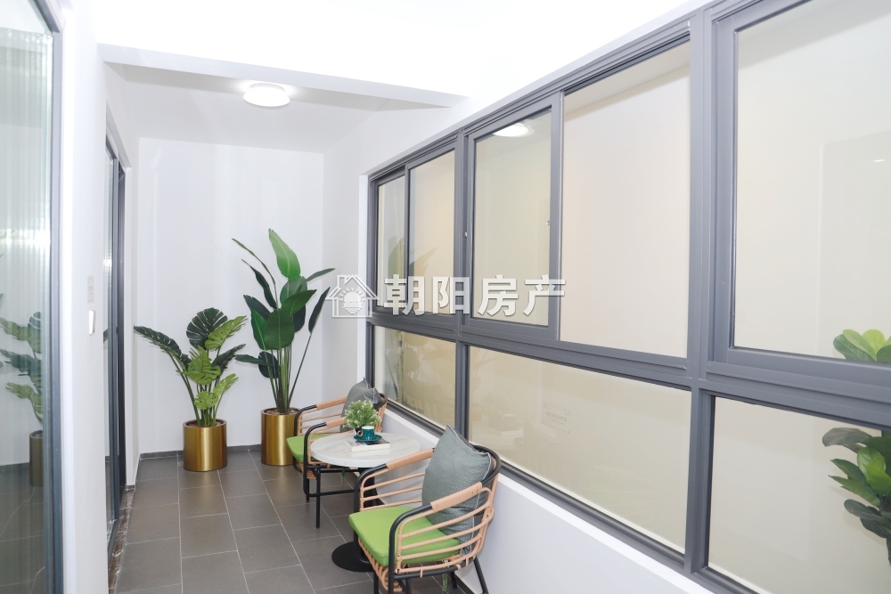 富力城 135平 南向四室 免税学区房 4740元/平