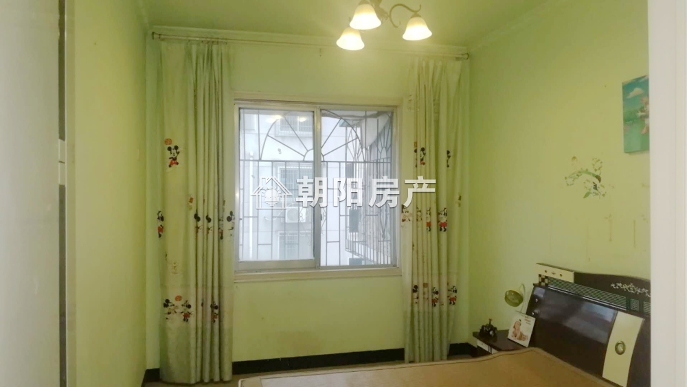 龙泉北村 205平 南向四室精装 满两年 学区房 交通便利