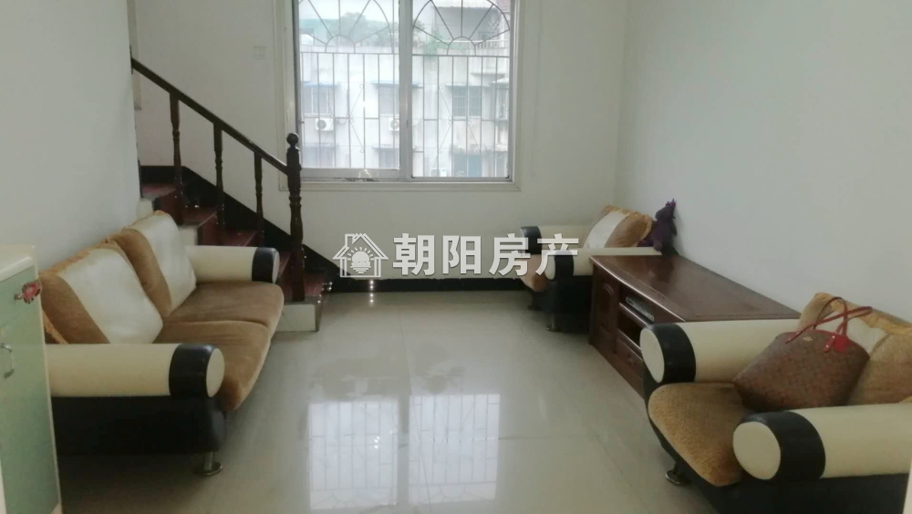 龙泉北村 205平 南向四室精装 满两年 学区房 交通便利