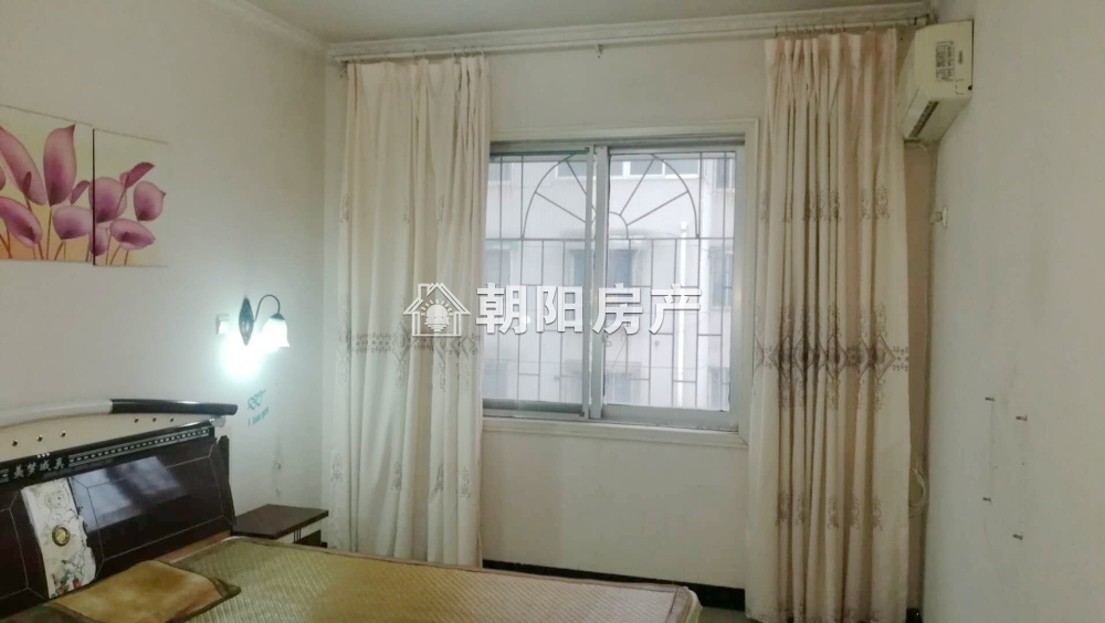 龙泉北村 205平 南向四室精装 满两年 学区房 交通便利