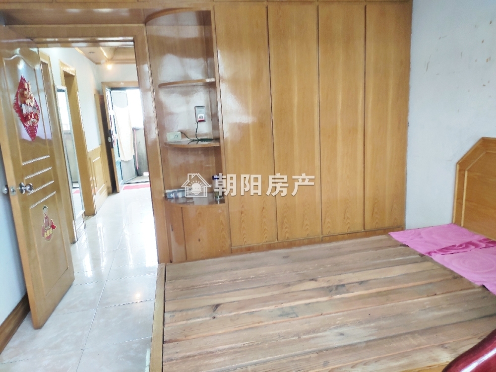 泉山村(淮化高层) 78平 精装两室 采光好 交通便利