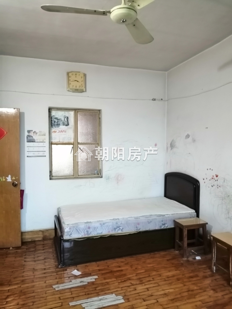 工农村62平南向两室 采光好配套全 普装拎包入住