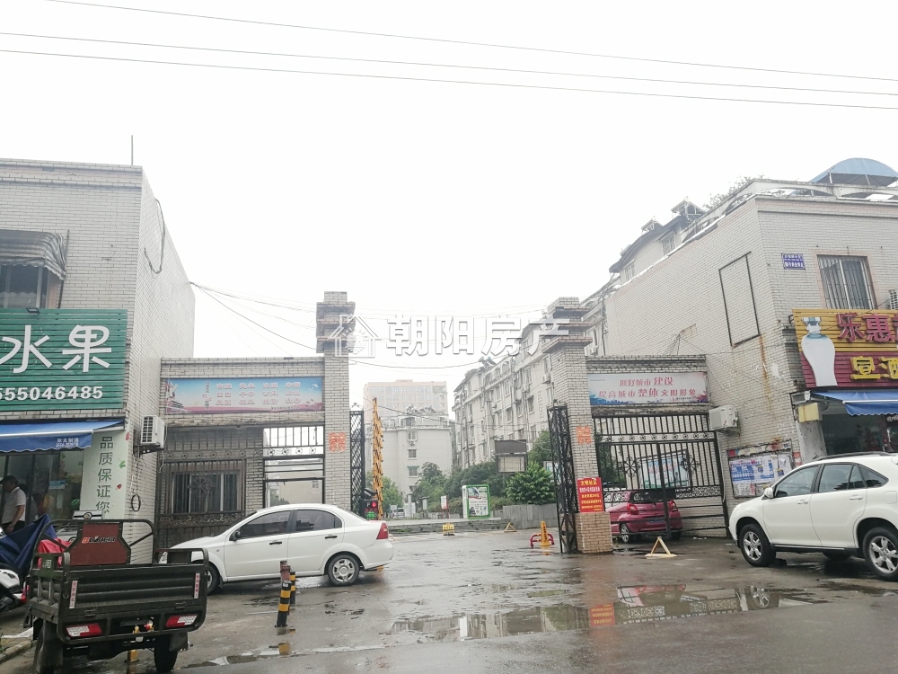 百花园三期 105平 朝南三室 简装 交通便利 随时看房
