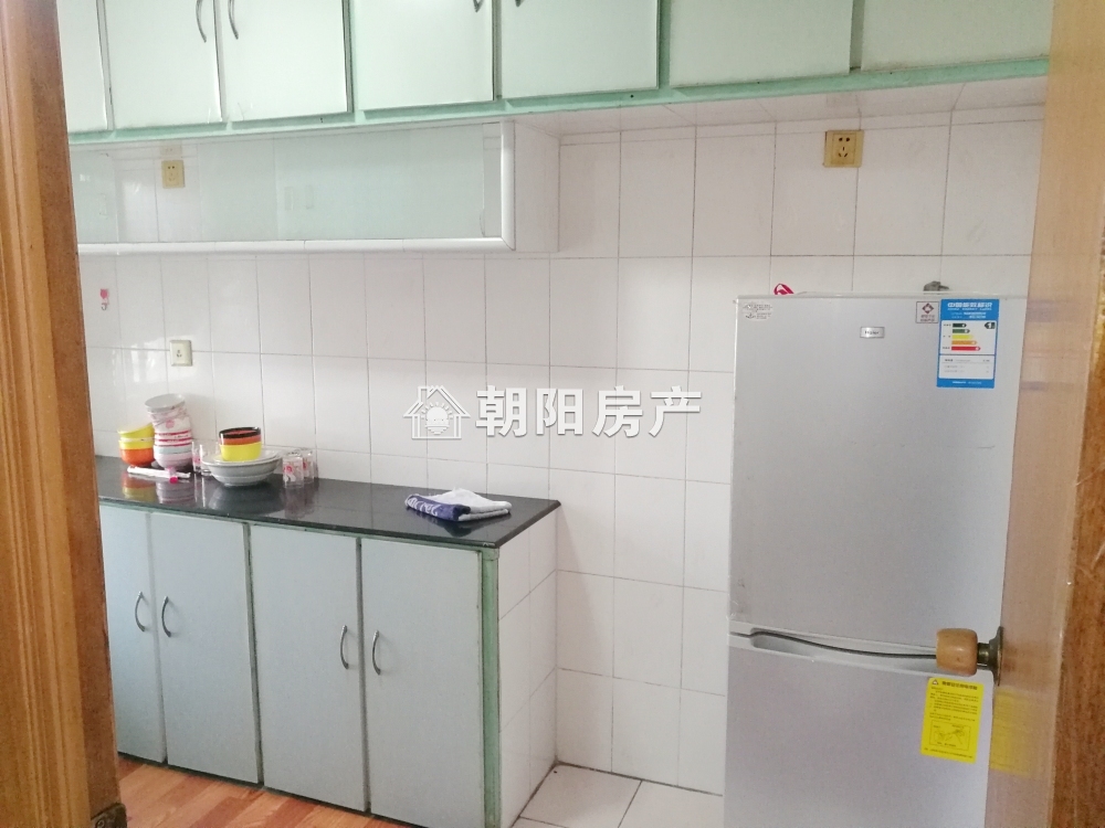 百花园三期 105平 朝南三室 简装 交通便利 随时看房