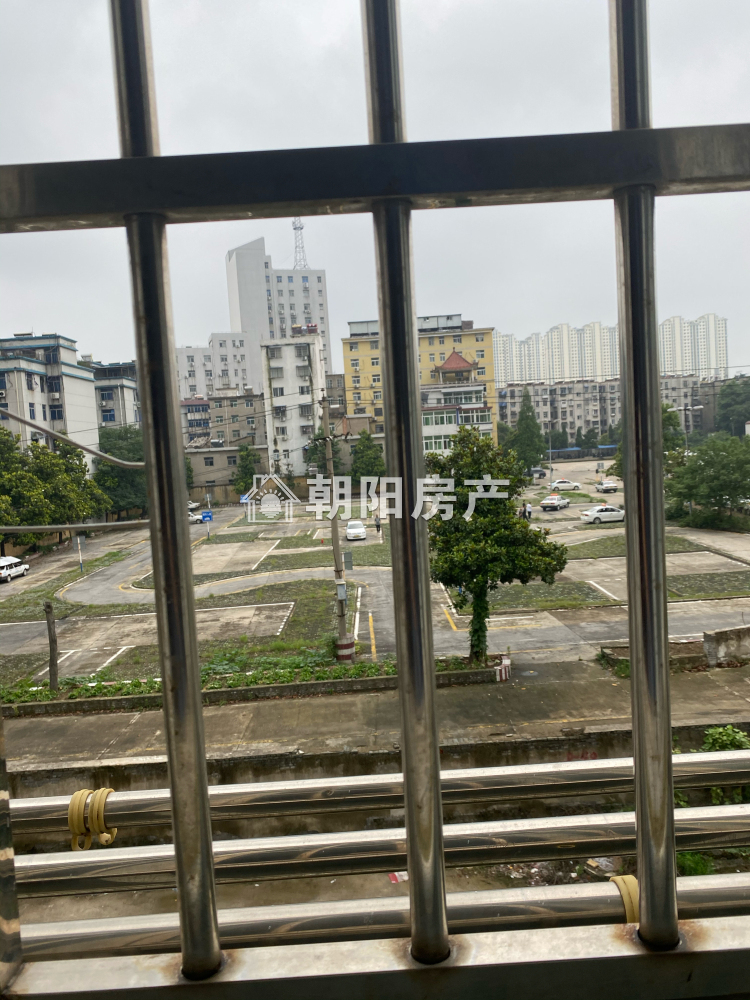 淮河嘉苑 79平 精装两室 满五唯一 交通便利 学区房