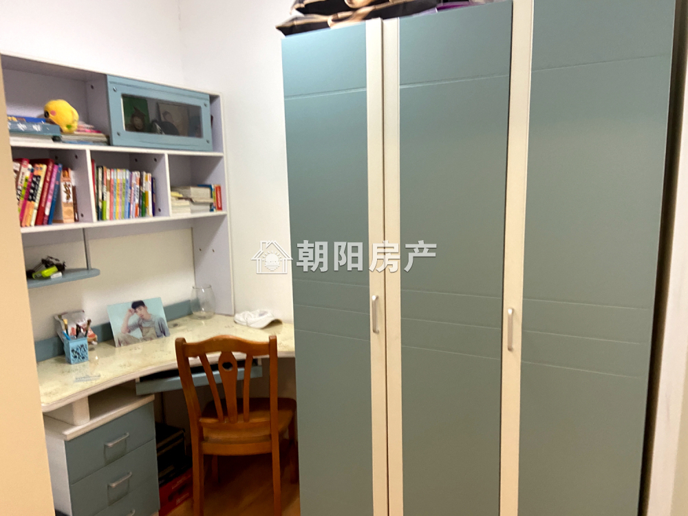 领城 129平 三室二厅 免税精装 单价6582元/平