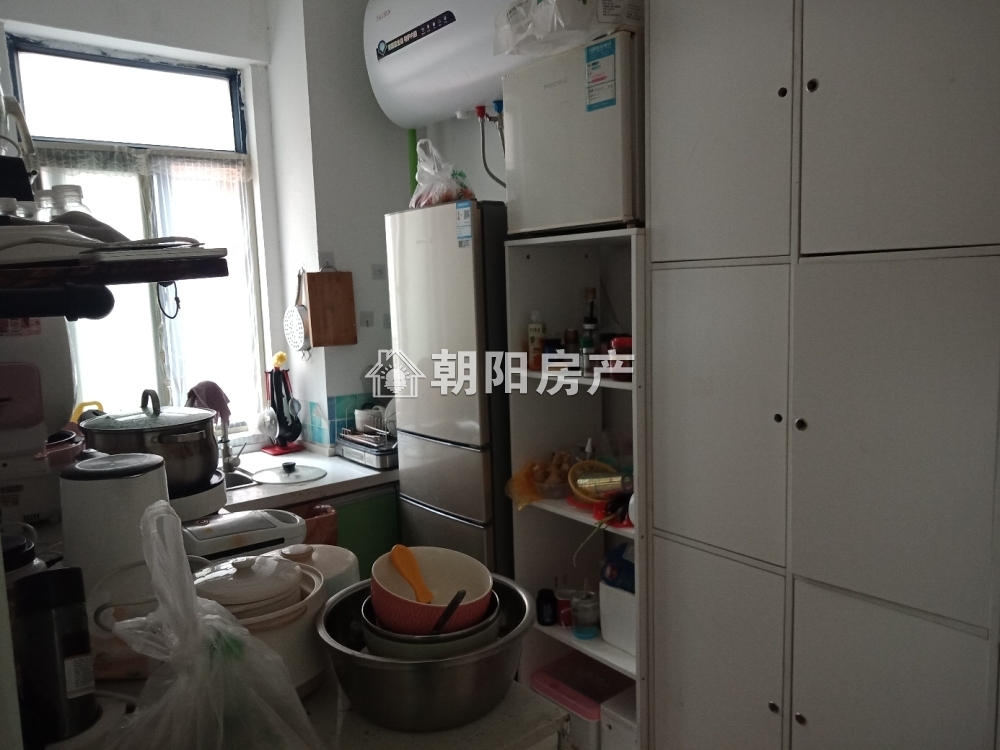 世纪天成 168平 南向大三居 交通便利 学区房