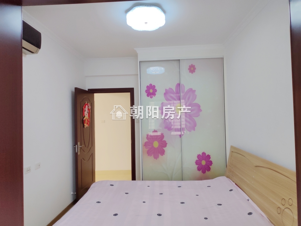 金地俊园 119平 朝南三室二厅 精装学区房 交通便利