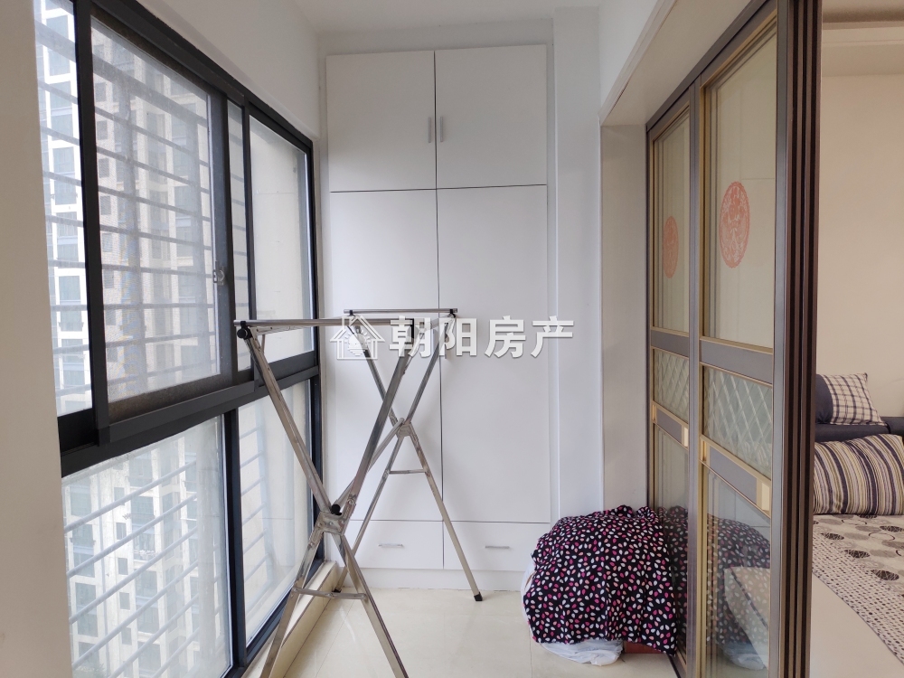 金地俊园 119平 朝南三室二厅 精装学区房 交通便利