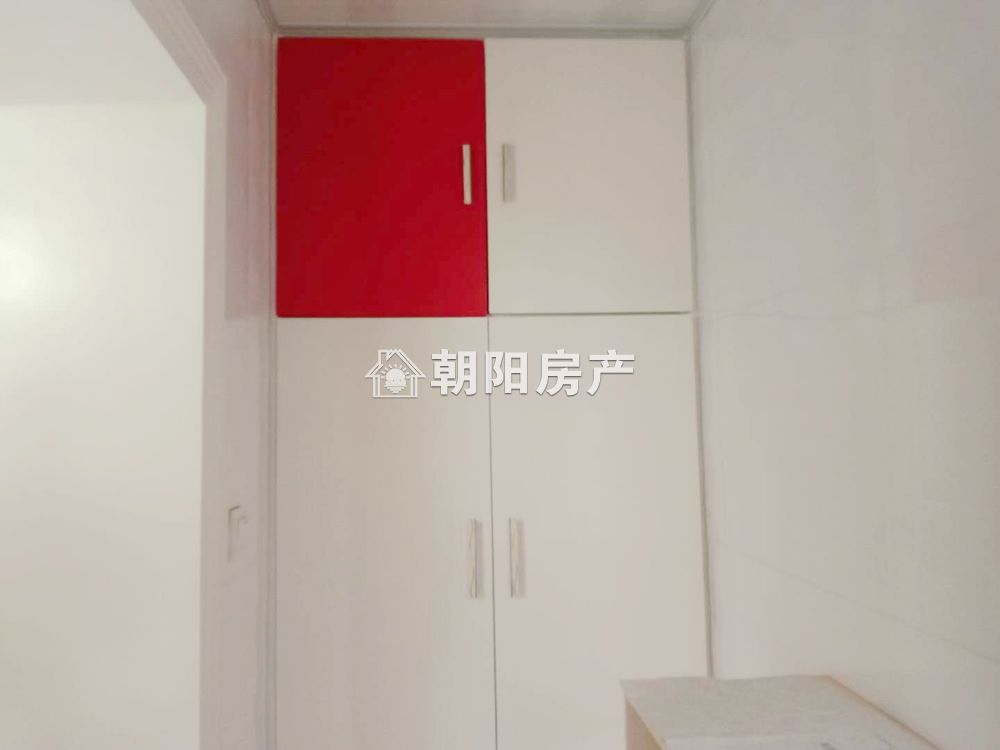 金色家园 92平 南向精装两室 满两年 学区房 交通便利