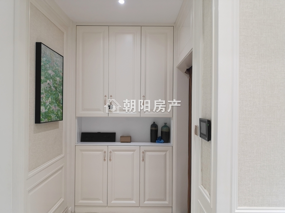 泉山湖溪谷别墅 208平 南向豪装四室 满两年 学区房 稀缺房源