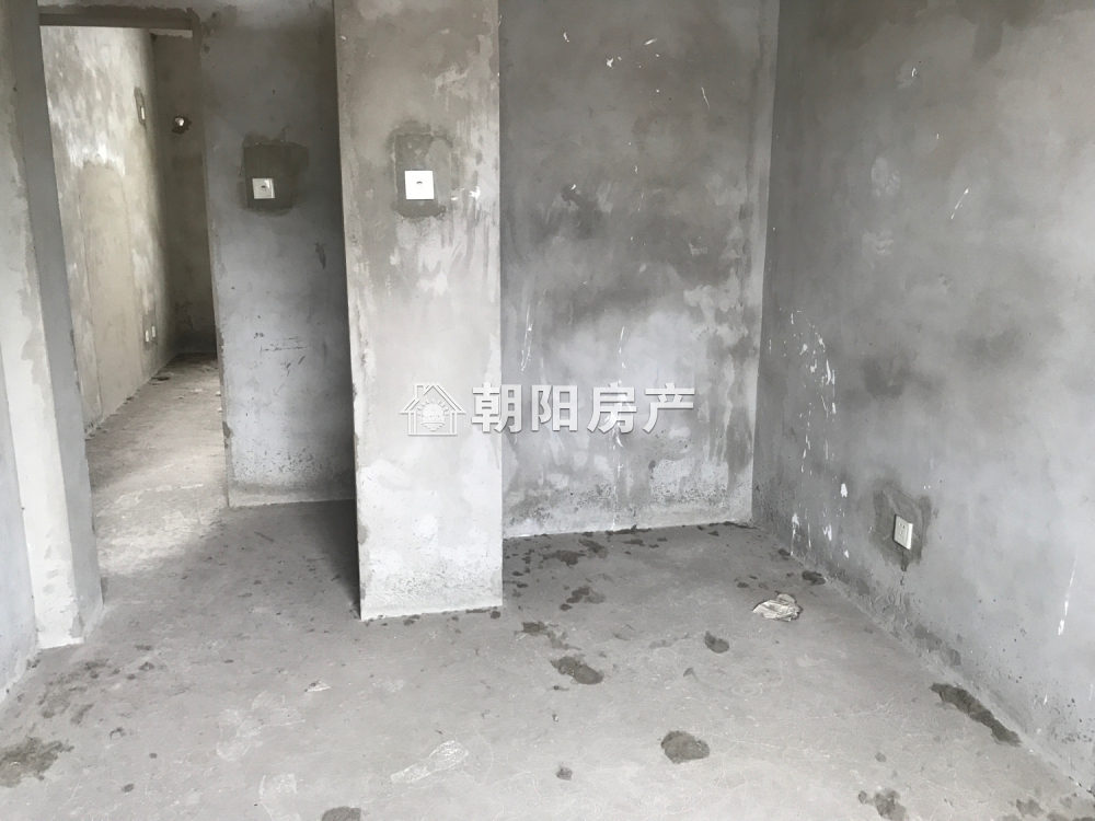 春晓名城 89平 南向两室两厅 单价3595元 交通便利