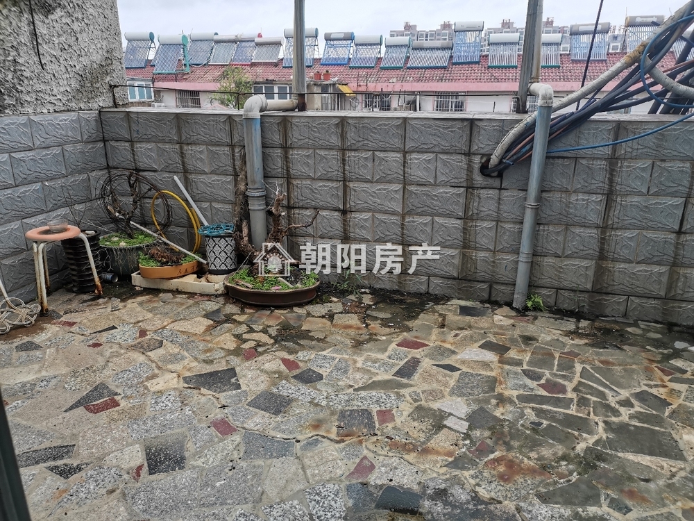 金玉新村 142平 南北通透三室二厅 精装 学区房 单价2323元/平
