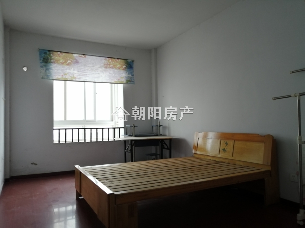 楚都新城 104平 南向三室采光好 学区房满两年