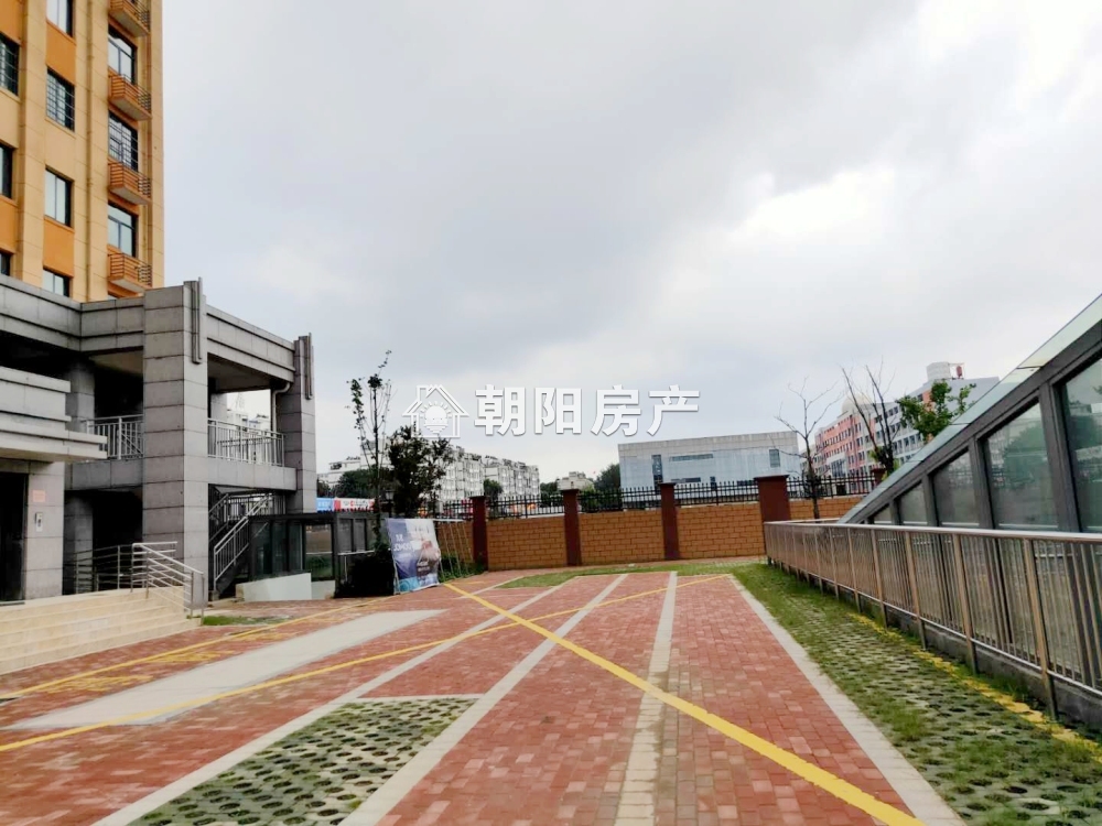 远宏书香120平简装3室2厅东户地段佳低价急售