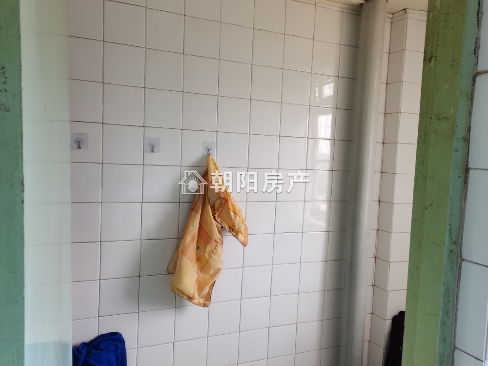 铁路新村南村 63平 南向两居 简装 交通便利
