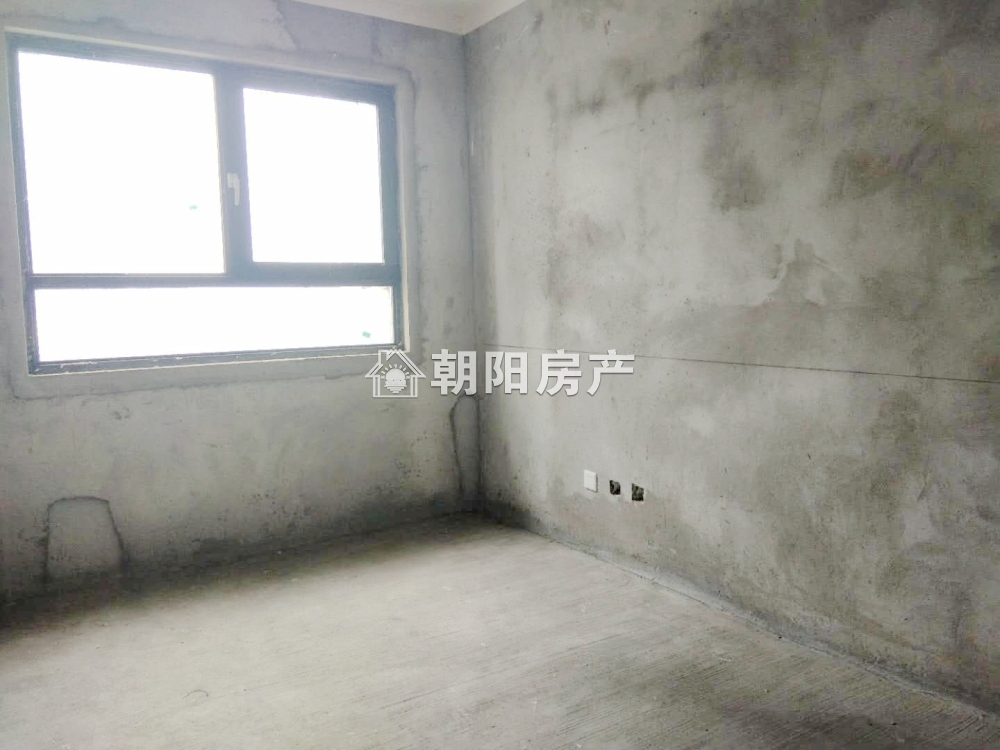 万茂华府 117平 南向三室二厅 毛坯 交通便利 学区房