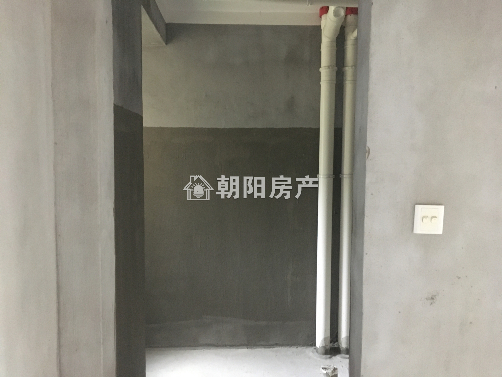 顺发泽润园二期 77平 南向两室 采光好 毛坯 随时看房