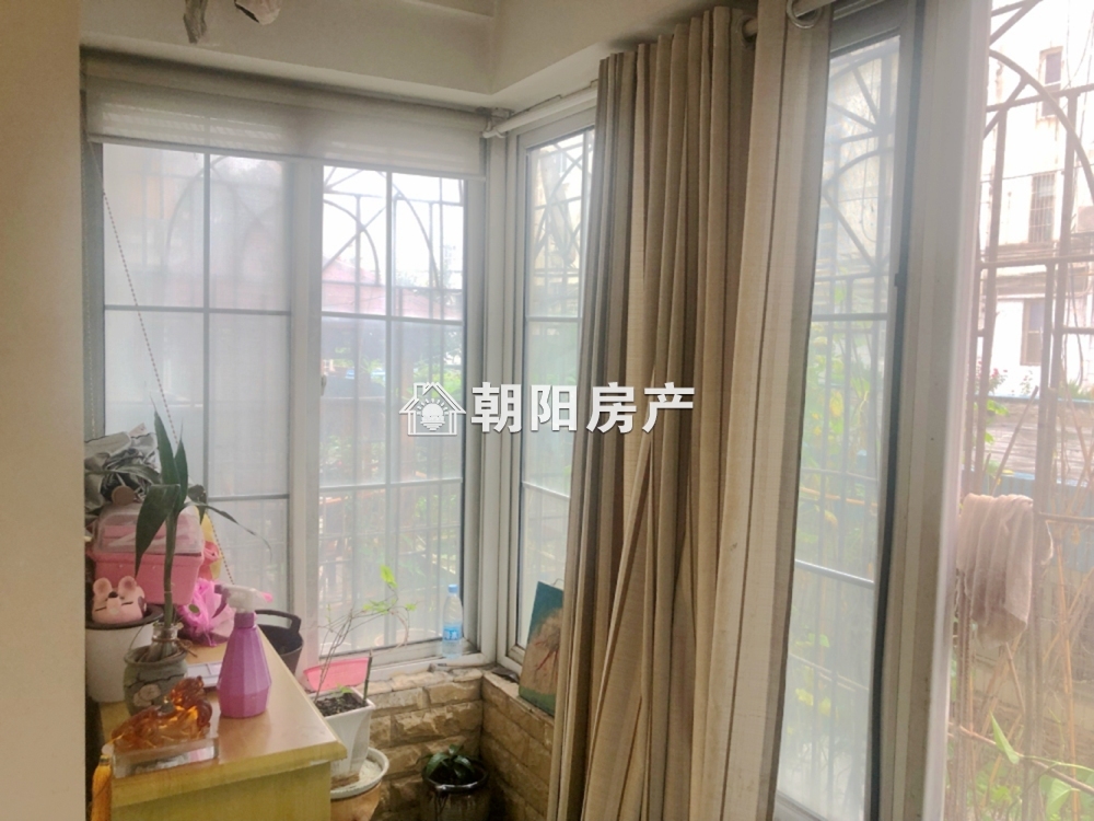 裕安三村 125平 南向精装三居 满两年 学区交通便利