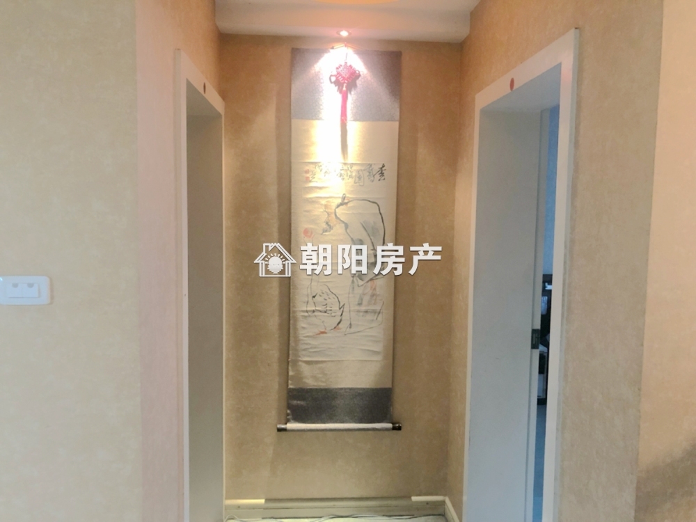 裕安三村 125平 南向精装三居 满两年 学区交通便利