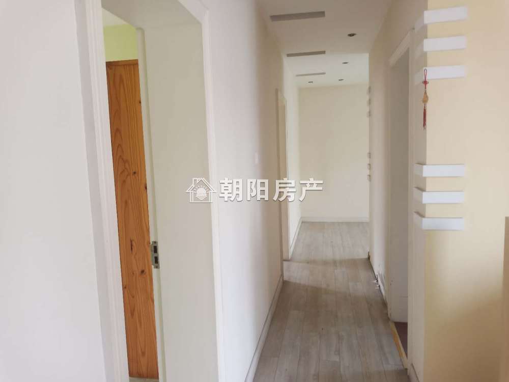 钟郢小区 103平 南向三室一卫 满五唯一 简装