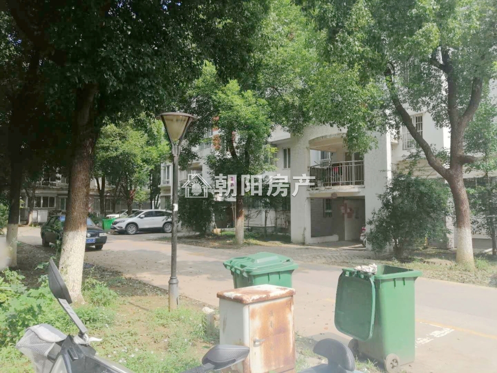 惠利中都一期 128平 南北通透三室二厅 单价2262元 交通便利