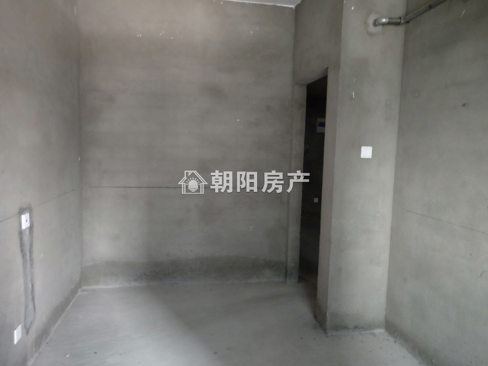 万茂华府 58平 南向两居 交通便利 毛坯自装