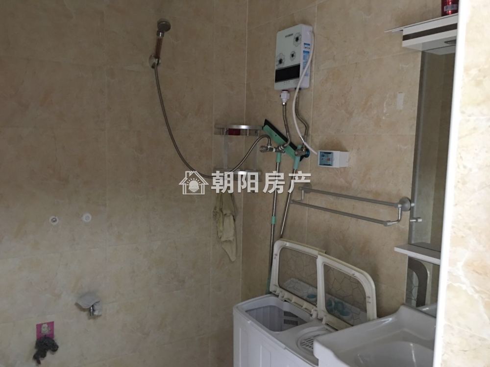 中央美域 47平 南向精装一居 交通便利 学区房