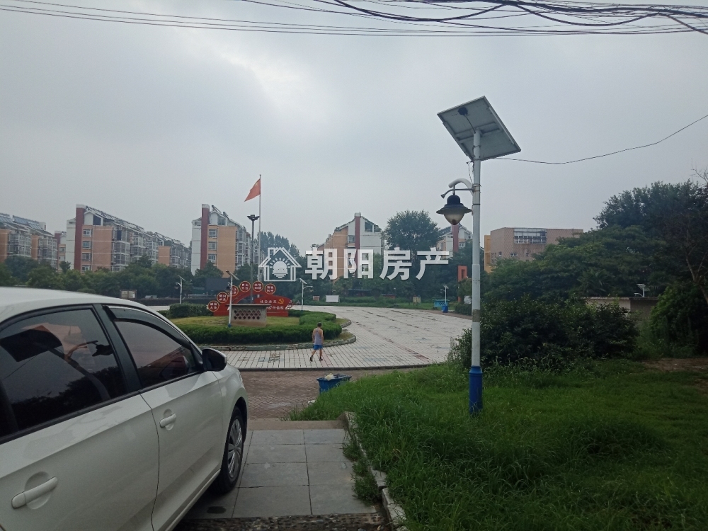 河西小区一期 86平 南向三居 交通便利 学区房