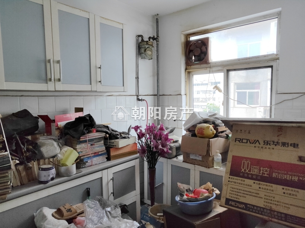香港街花园小区 109平 南向三室两厅 免税满两年 采光好随时看房