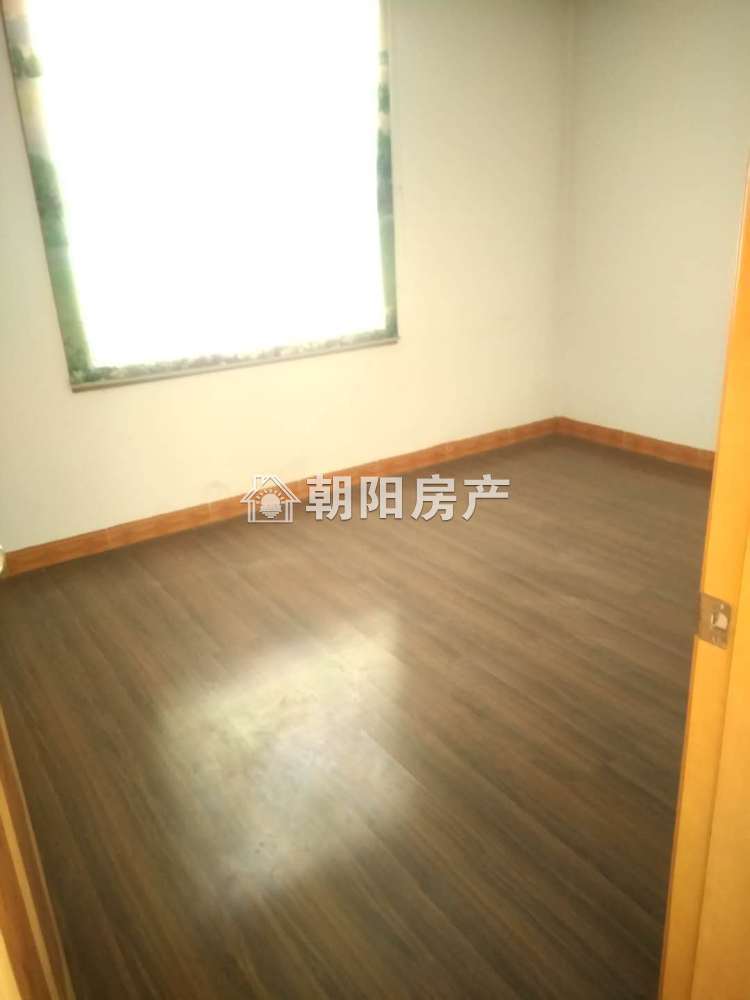 柏郢小区 86平 朝南两居 普装 随时看房