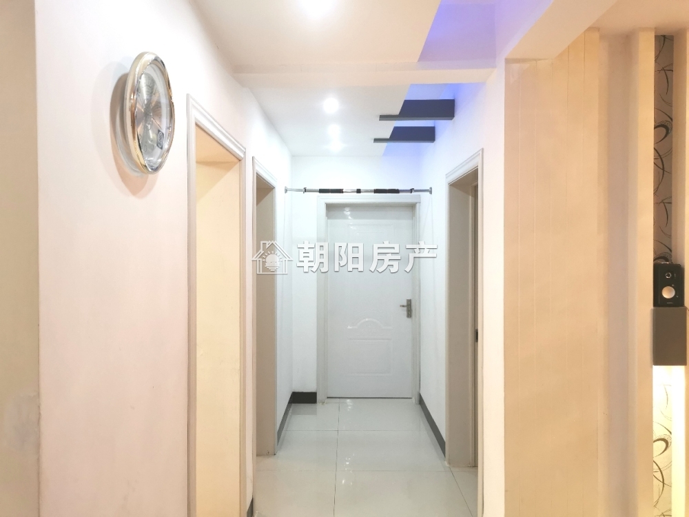 斯瑞明珠城 124平 南向三室精装 满两年 学区房
